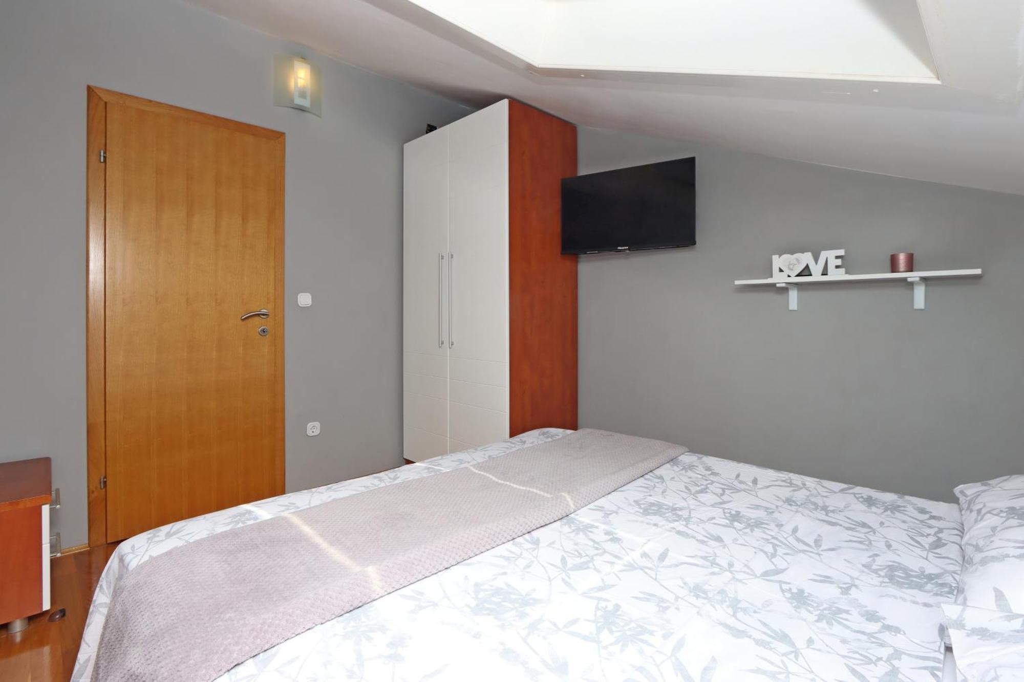 Seaside Apartments With A Swimming Pool Pag - 6412 帕格 客房 照片