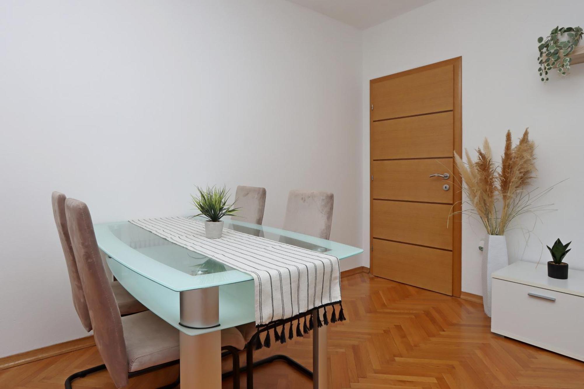 Seaside Apartments With A Swimming Pool Pag - 6412 帕格 客房 照片