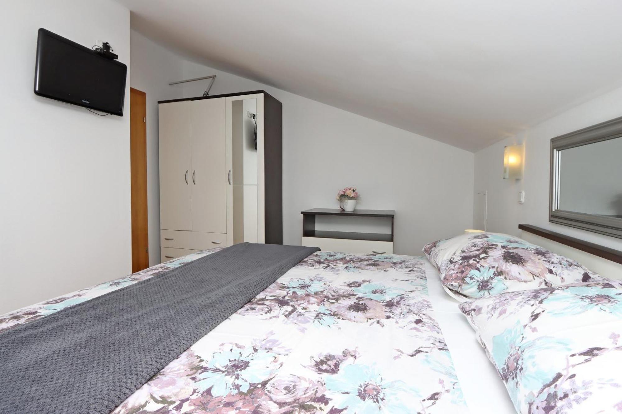 Seaside Apartments With A Swimming Pool Pag - 6412 帕格 客房 照片
