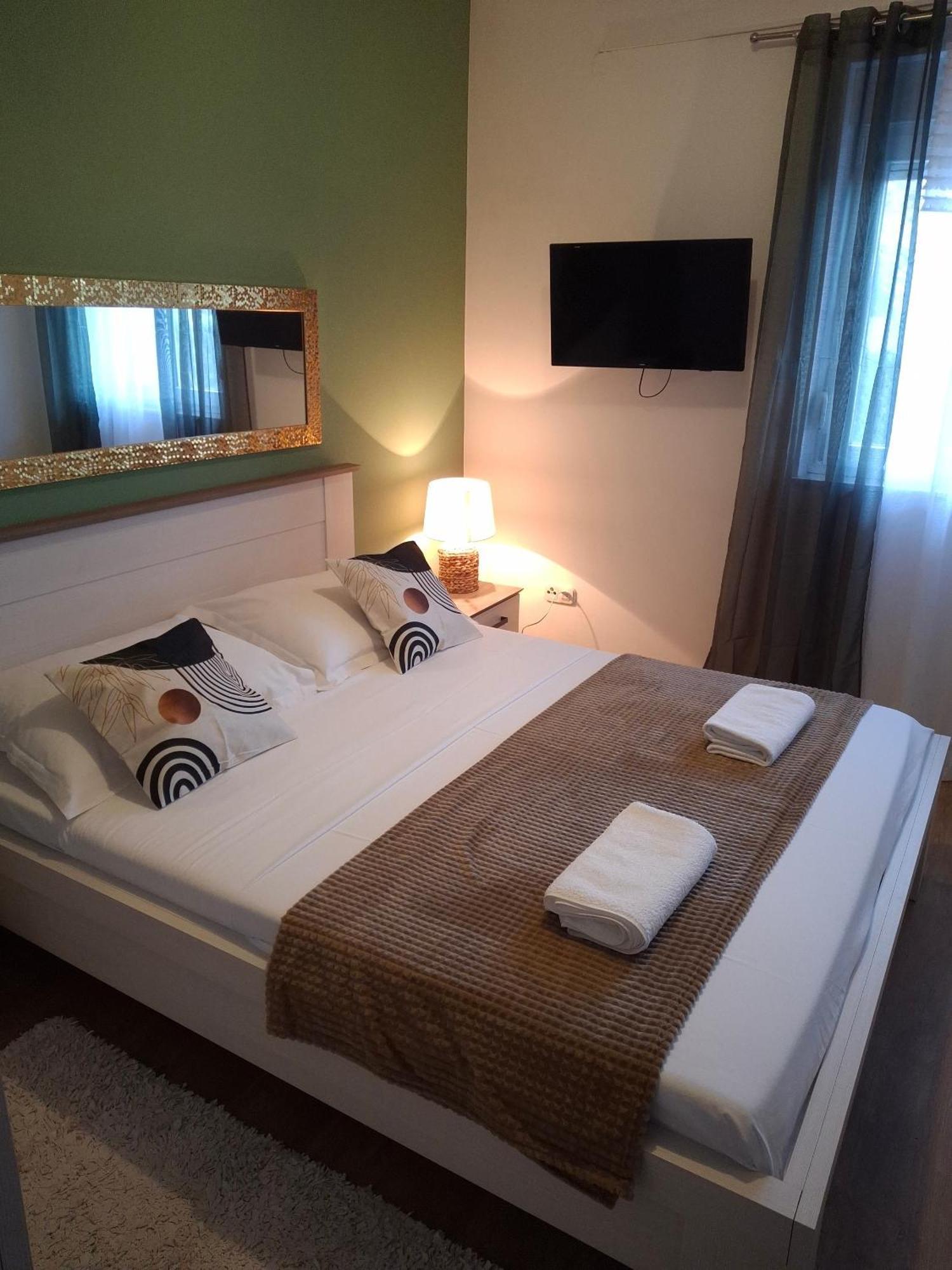 Seaside Apartments With A Swimming Pool Pag - 6412 帕格 外观 照片